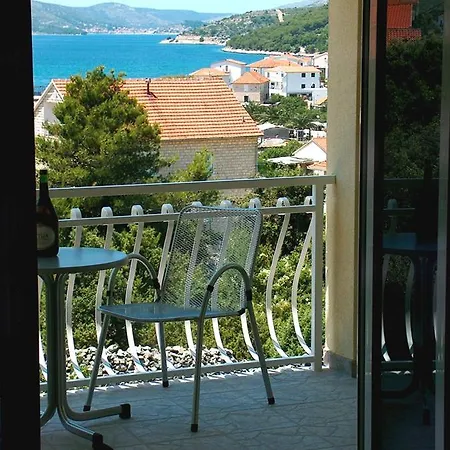 Vila Vranjica * Seget Donji